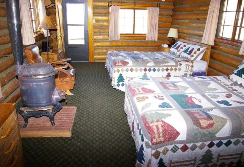 Номер Стандарт, Parade Rest Ranch