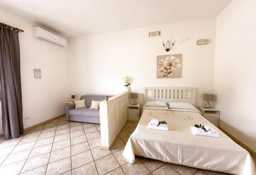 Номер Deluxe Вид на Бассейн, B&b Il Leccio