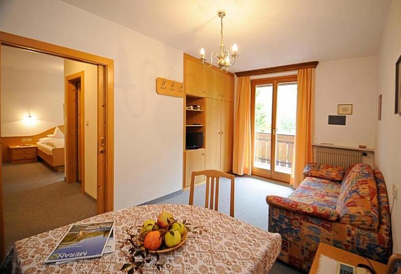اتاق استاندارد, Pension Laurin