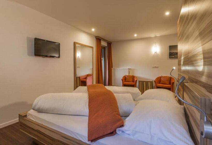 Люкс с Балконом, Bed & Breakfast Abis   Dolomites