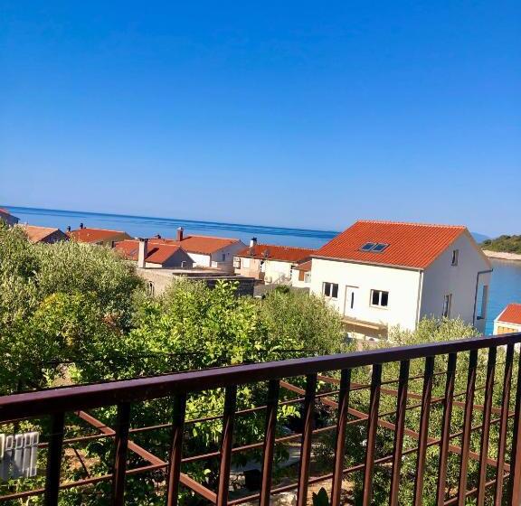 Апартаменты 2 Спальни Вид на Море, B&b Chamberlain