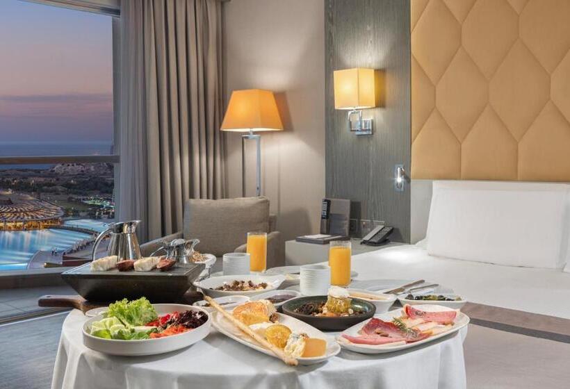 اتاق لوکس با تخت بزرگ, Elexus Hotel Resort & Spa & Casino