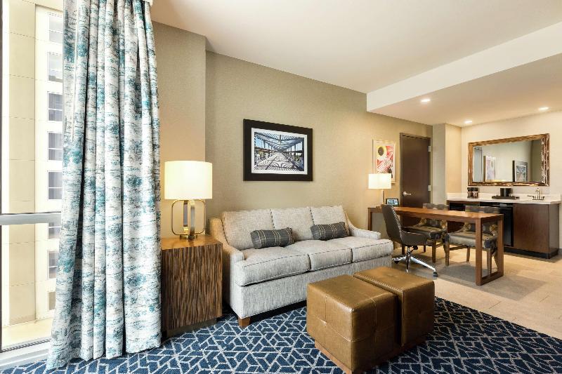 Люкс Кровать Кинг, Embassy Suites By Hilton Denton Convention Center