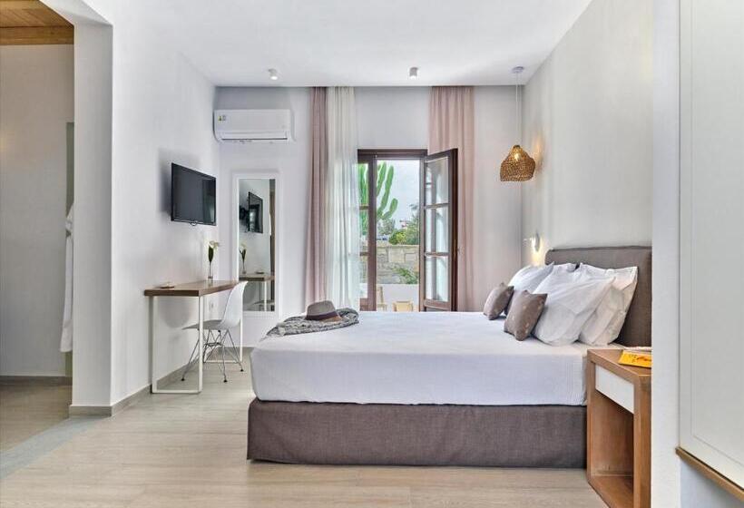 带按摩浴盆的套房, Aella Residence