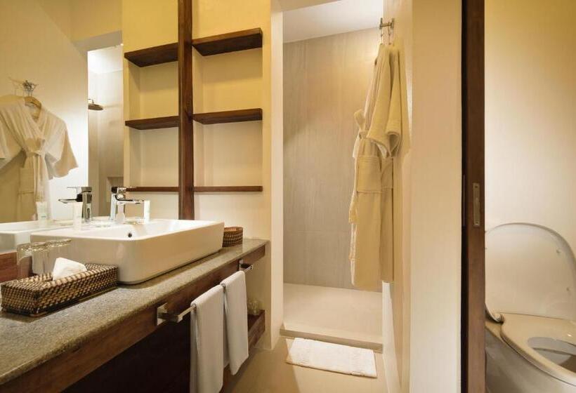 اتاق سوپریور با چشم‌انداز باغ, Mithi Resort & Spa