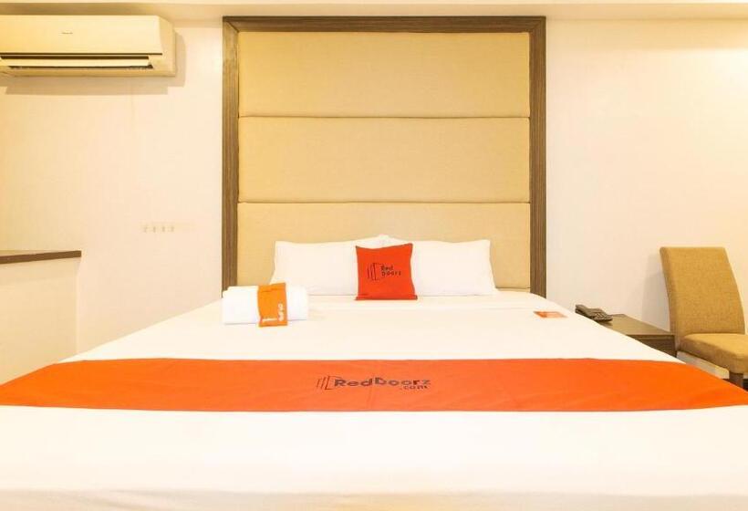 חדר דלוקס, Reddoorz Premium @ West Avenue Quezon City