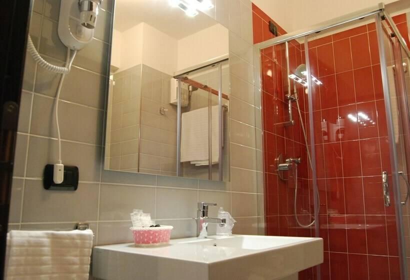 豪华三人间, Maestrale Resort Hotel   Alberese, Grosseto