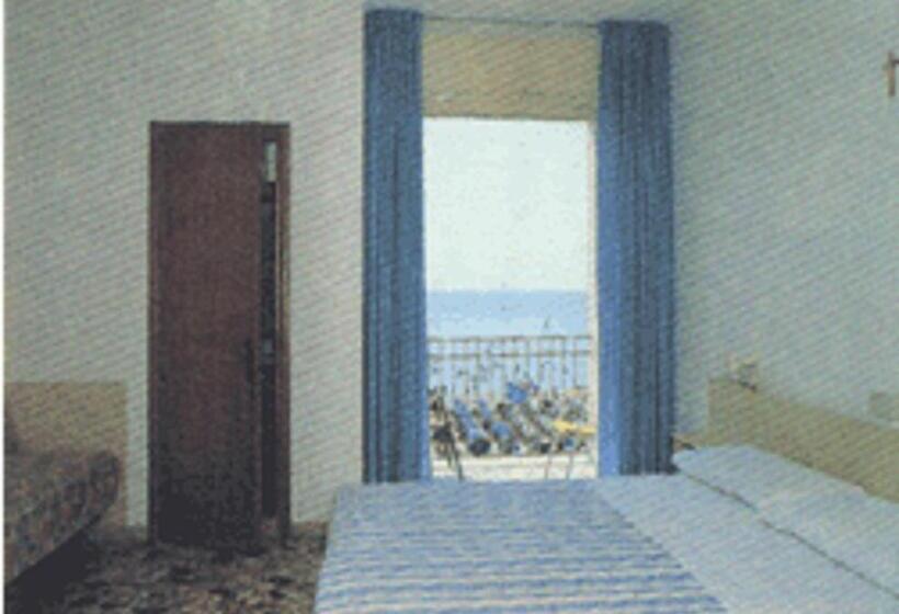 Семейный Номер, Playa E Mare Nostrum