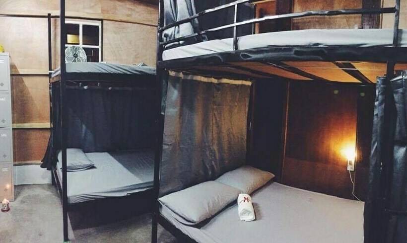 تختخواب در اتاق مشترک, Jasmine Hostel