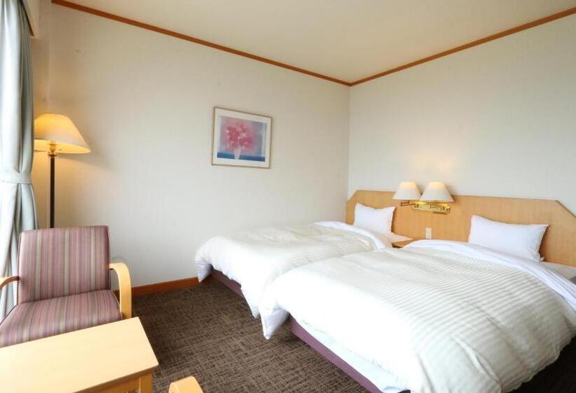 غرفة قياسية, Tsushima Grand