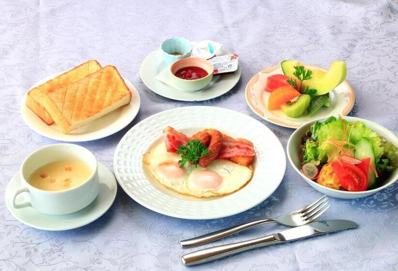 غرفة قياسية رباعية مطلة على البحر, Tsushima Grand