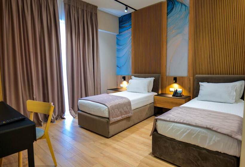 디럭스 룸, Lord Hotel Tirana