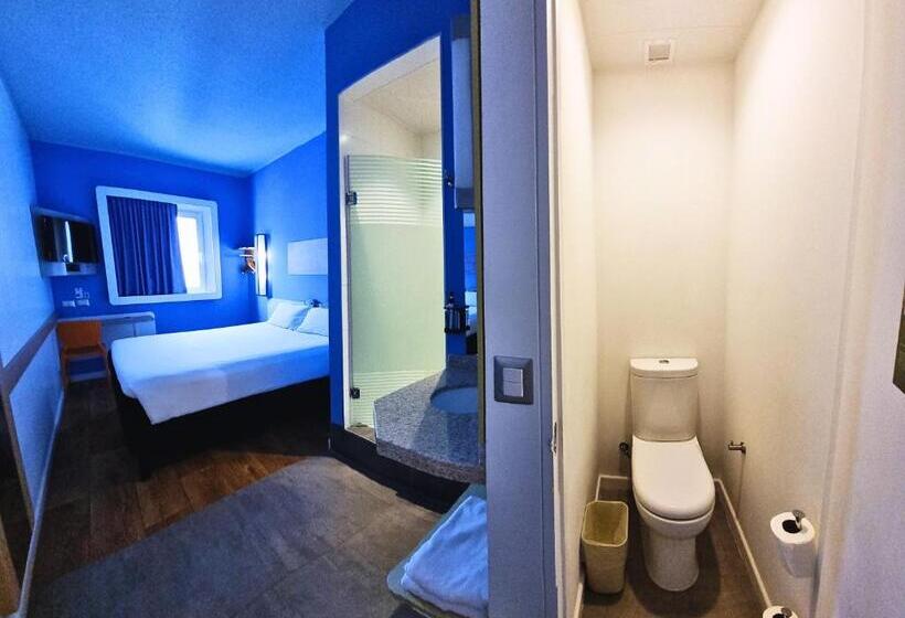 Номер Стандарт, Ibis Budget Iquique