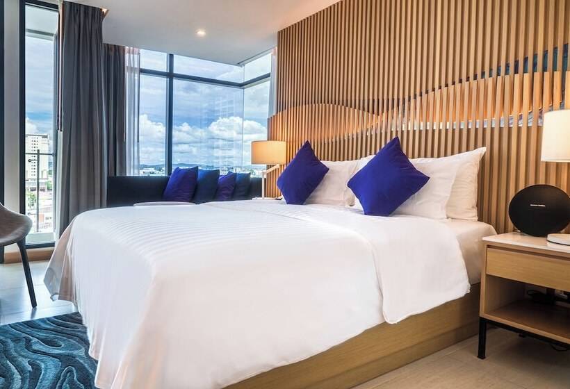 Полулюкс, Mytt Hotel Pattaya   Sha Extra Plus