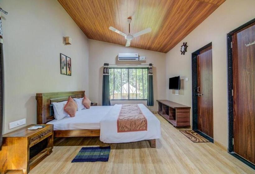 اتاق استاندارد با چشم‌انداز استخر, Coconut Beach Farm