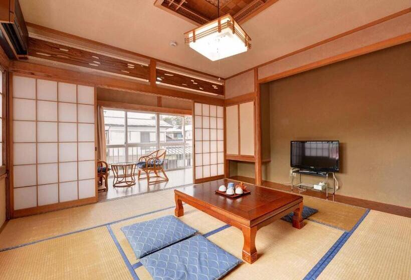 Семейный Номер Совместный Санузел, Suzukiya Ryokan