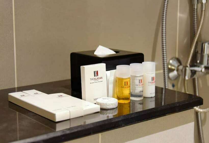 غرفة عائلية, The Klagan Riverson Hotel & Residence