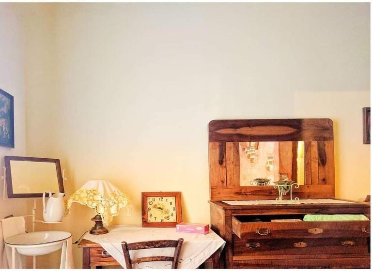 اتاق لوکس, B&b Domus Deiana