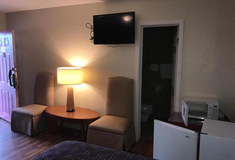 Номер Стандарт, Flamingo Motel Marshalltown