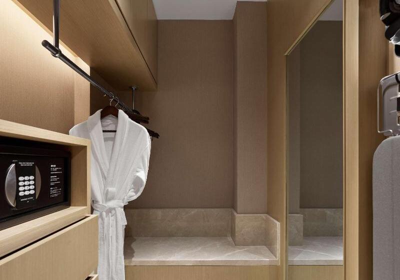 Camera Familiare Bagno Condiviso, Richmond Vancouver Airport Comfy Home