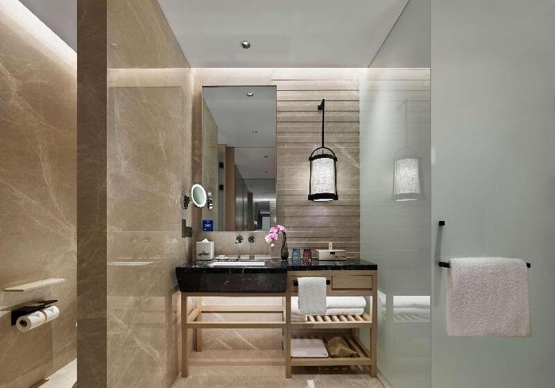 Camera Familiare Bagno Condiviso, Richmond Vancouver Airport Comfy Home