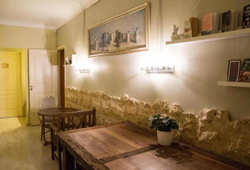 اتاق استاندارد, Amber Private Rooms