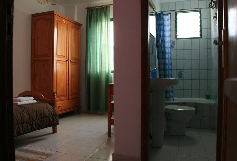 Quarto standart individual, La Palma Hostel By Pension Central