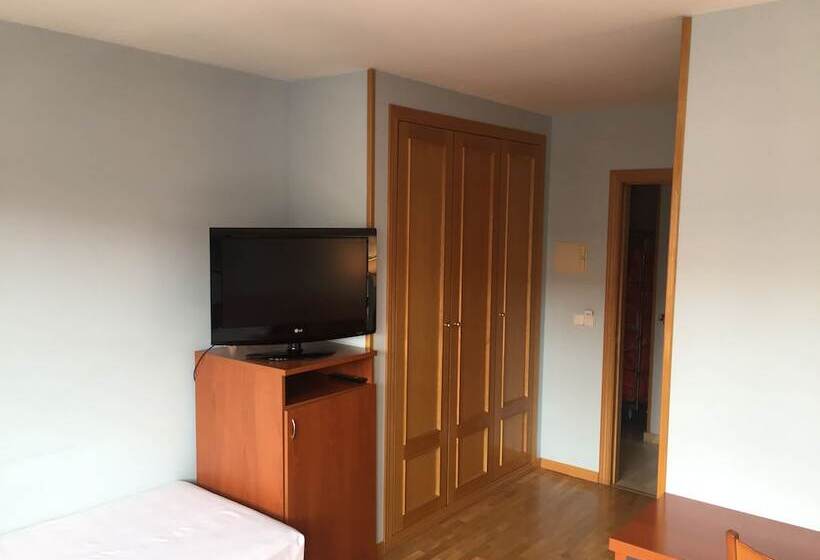 اتاق استاندارد سه نفره, Hostal Alda Rio Duero