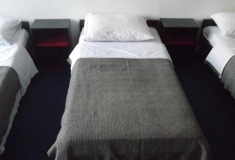 标准三人间, Motel Hrasno