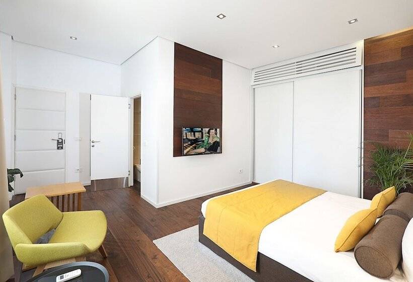 سوییت جونیور, Dominic Smart & Luxury Suites  Terazije
