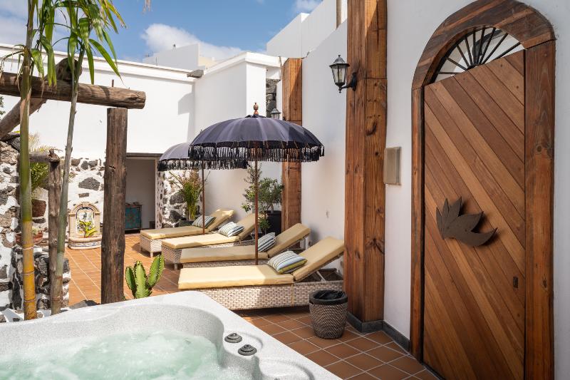 Deluxe Suite, El Charco Suites