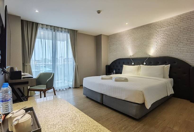 Номер Стандарт Вид на Город, Citrus Grande Hotel Pattaya By Compass Hospitality