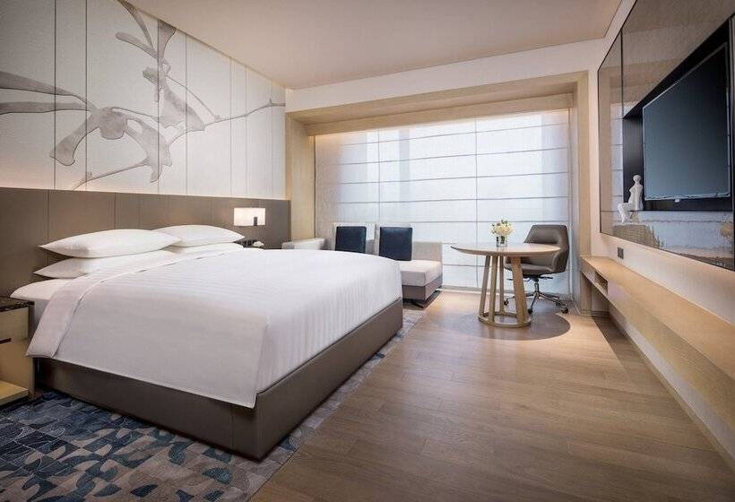 Quarto Deluxe, Courtyard By Marriott Shanghai Hongqiao