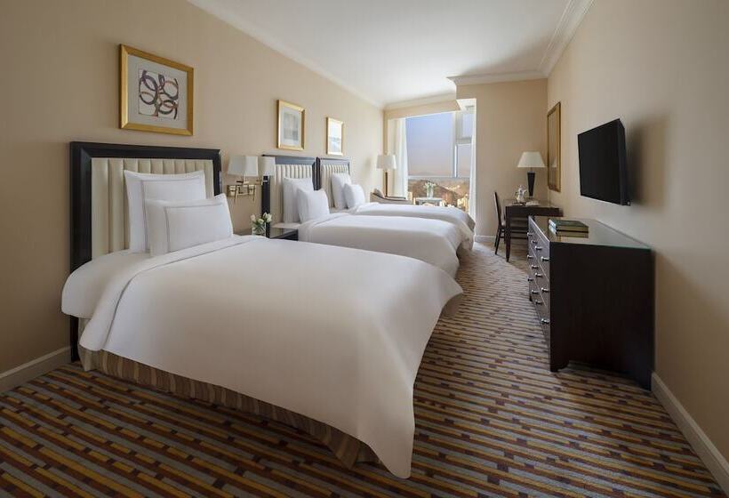 اتاق پریمیوم سه تخته, Swissotel Al Maqam Makkah