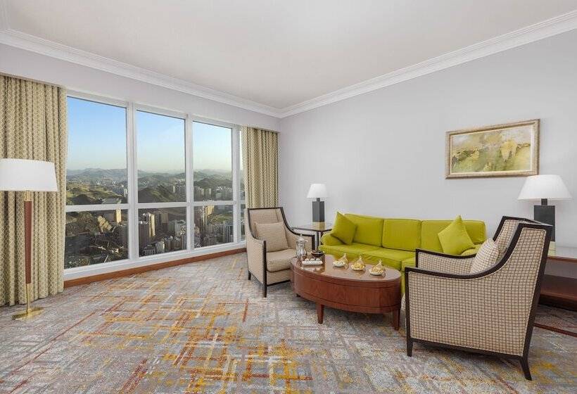 سوییت جونیور با چشم‌انداز شهر, Swissotel Al Maqam Makkah