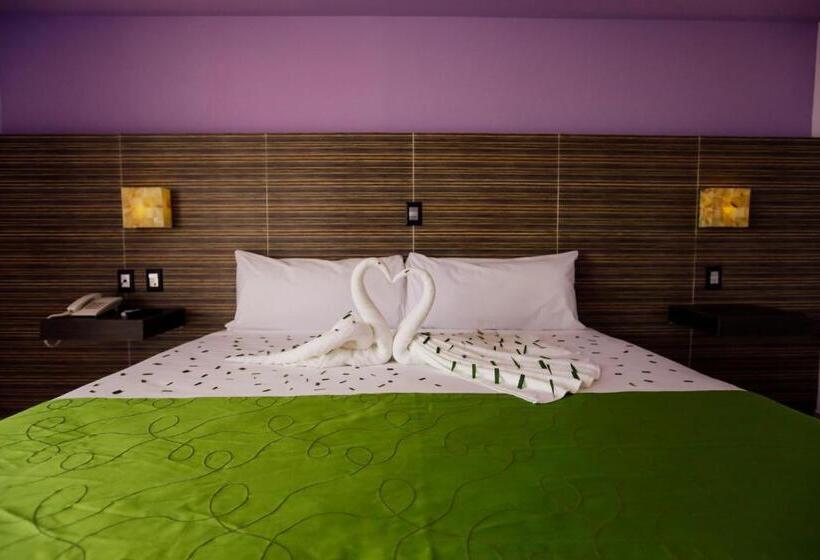 חדר סטנדרט עם מיטת קינג, Kavia Cancun