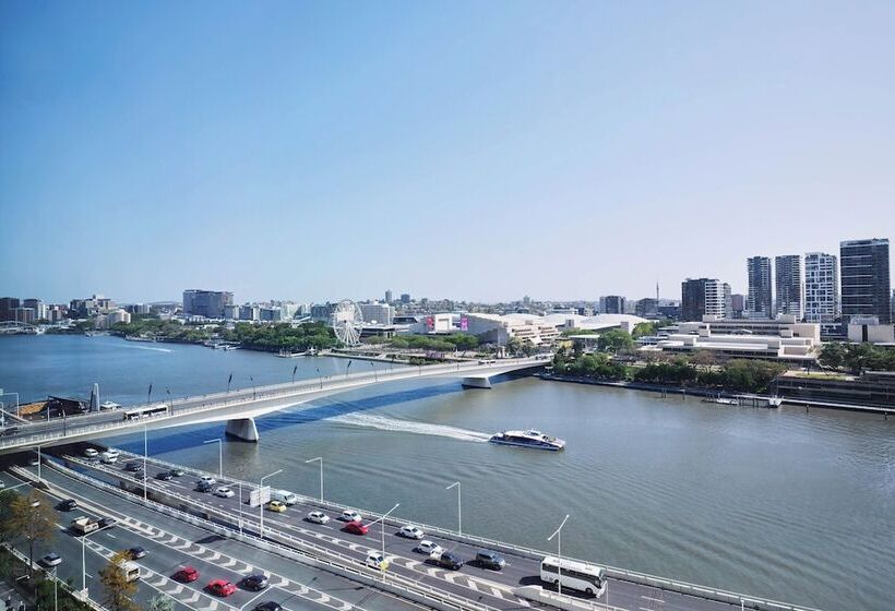 带2个双人床的标准工作室, W Brisbane