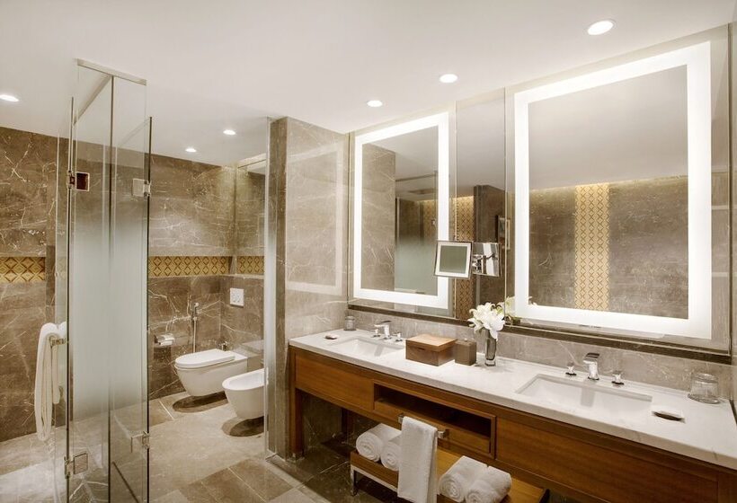 Вилла 2 Спальни, Grand Hyatt Kochi Bolgatty
