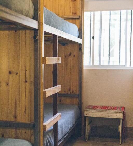 Четырехместный Номер Economy, Pura Vida Mae Hostel