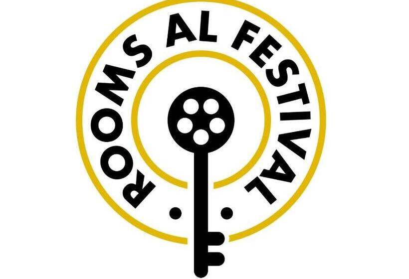 اتاق خانوادگی با سرویس بهداشتی مشترک, Rooms Al Festival