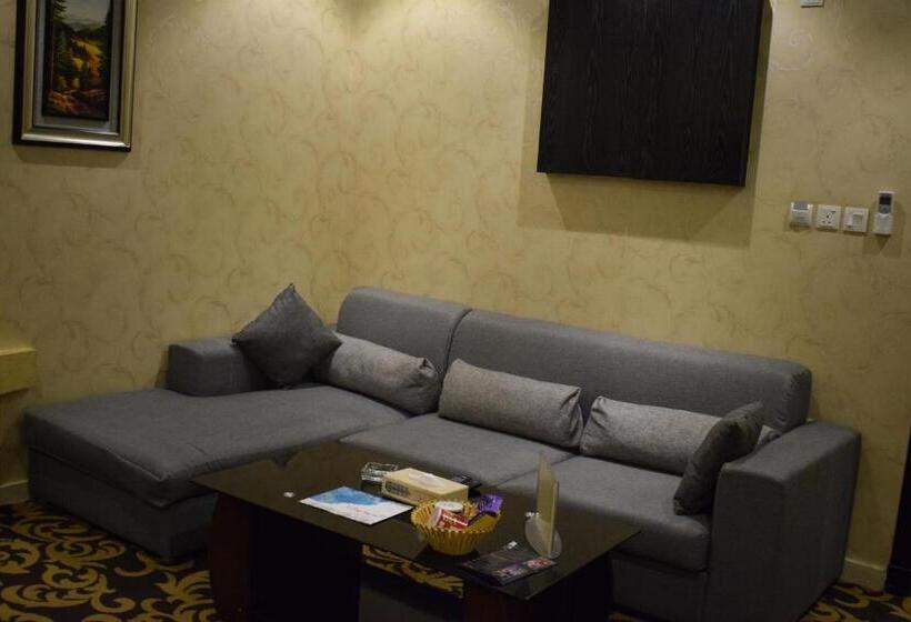 Deluxe Appartement met 1 Slaapkamer, Concord Plaza
