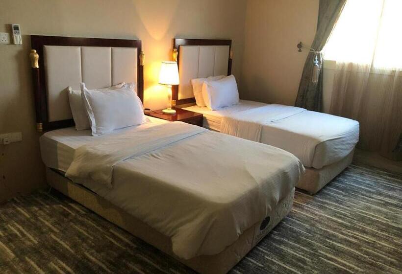 Suite met 2 Slaapkamers, Concord Plaza