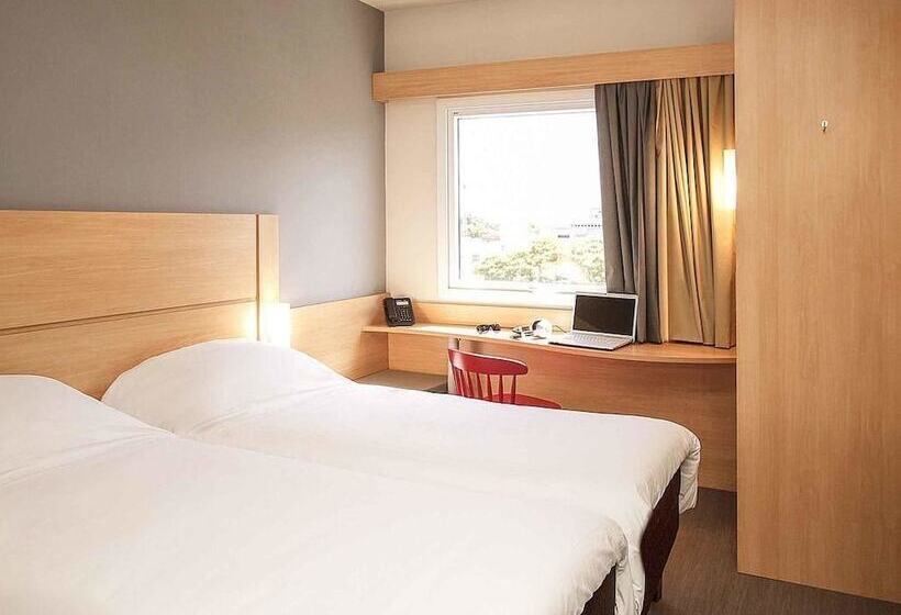 Номер Стандарт, Ibis Montenegro