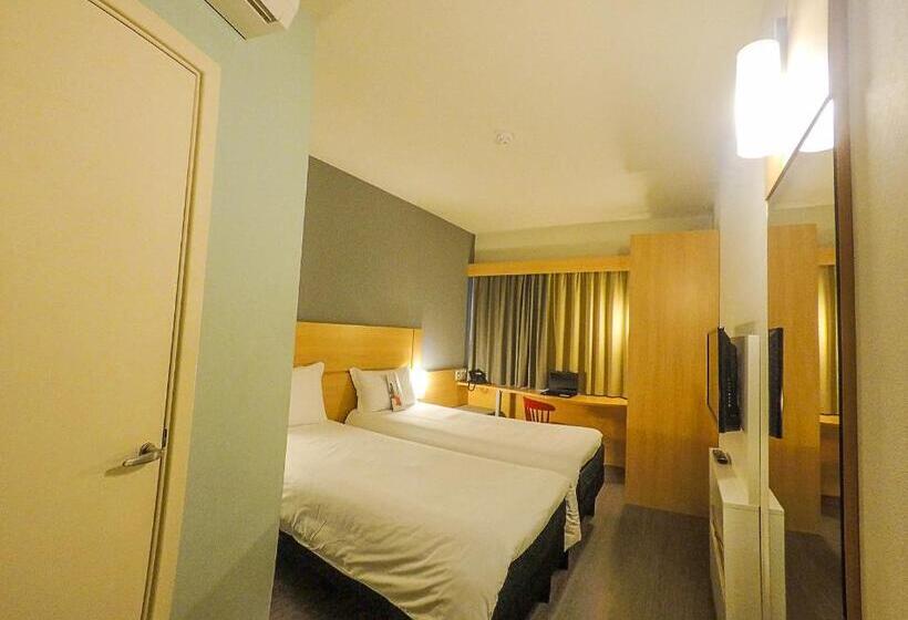 Номер Стандарт, Ibis Montenegro