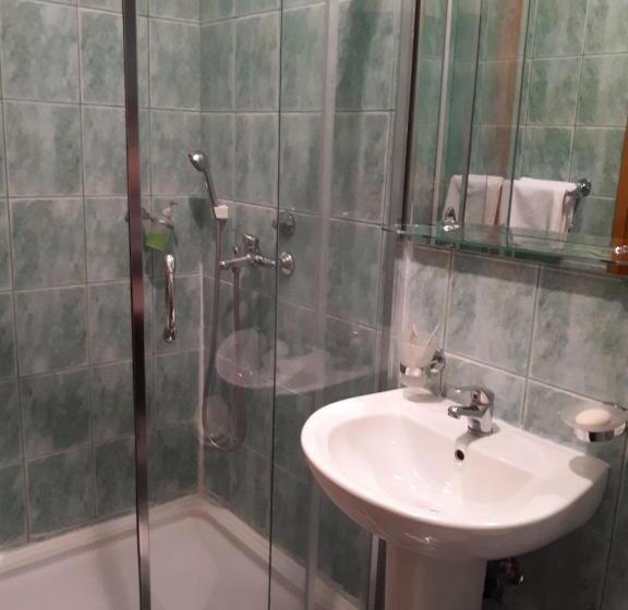 اتاق لوکس, Apartment Biba
