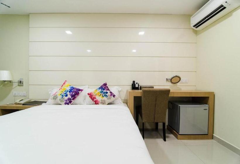 اتاق لوکس, Mornington Hotel Sitiawan