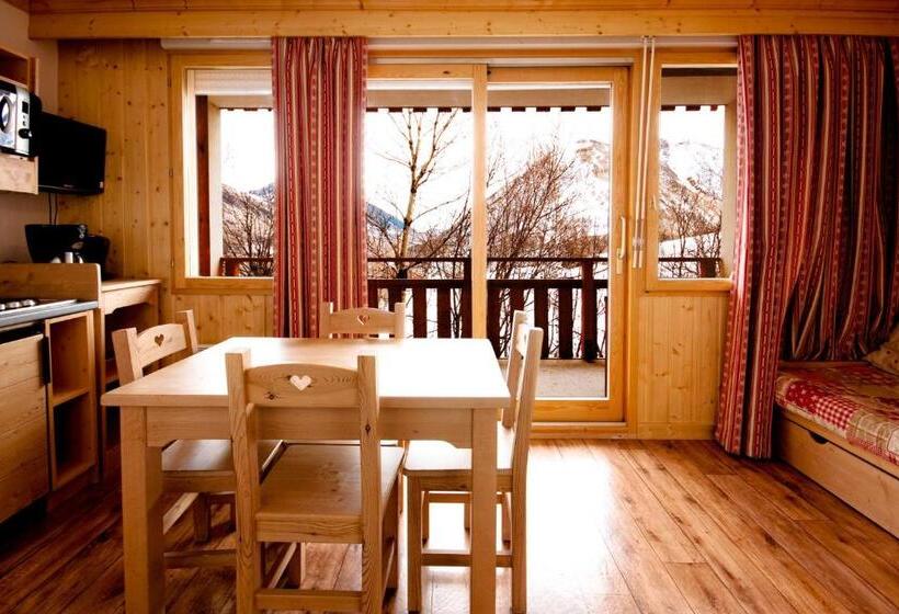 استودیوی استاندارد, Résidence Goélia Le Balcon Des Neiges