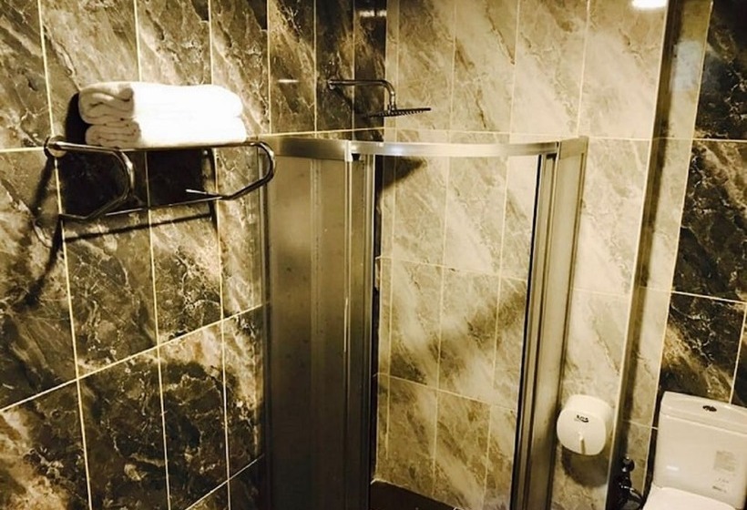 Suite Familiar, Sweet Home Suite