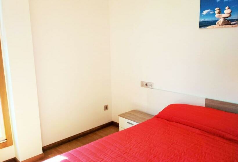 Apartamento 2 Dormitórios, Apartamentos Illa de Arousa 3000