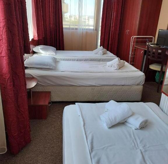 Трехместный Номер Классика, Guest House Bordo